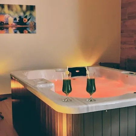 New 2020! 4* Ivona With Pool And Jacuzzi ヴィラ ザダル